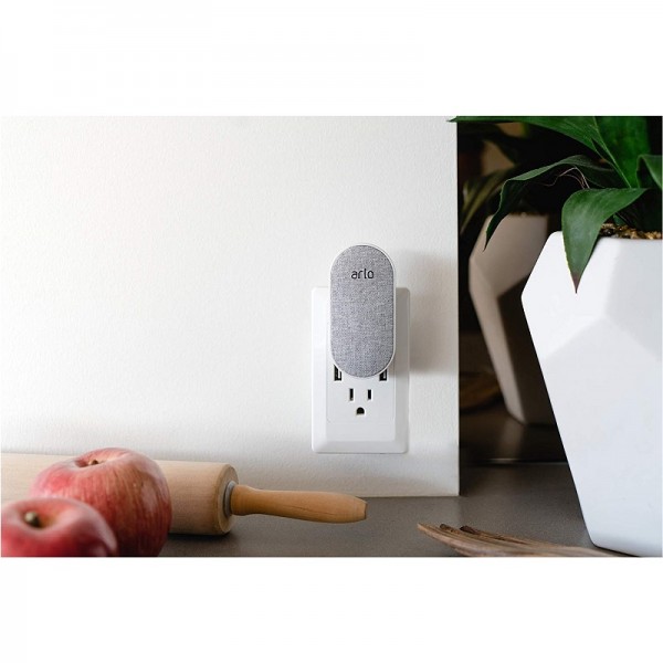 Arlo Smart Home Security Kit with an Arlo Pro Camera [Rechargeable, Night Vision, Indoor/Outdoor, HD, 2-Way Audio], Doorbell [Wire-Free, Weather-Resistant], and Chime. Works with Amazon Alexa